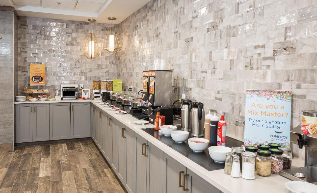 Pomeroy Inn & Suites Prince George Extérieur photo