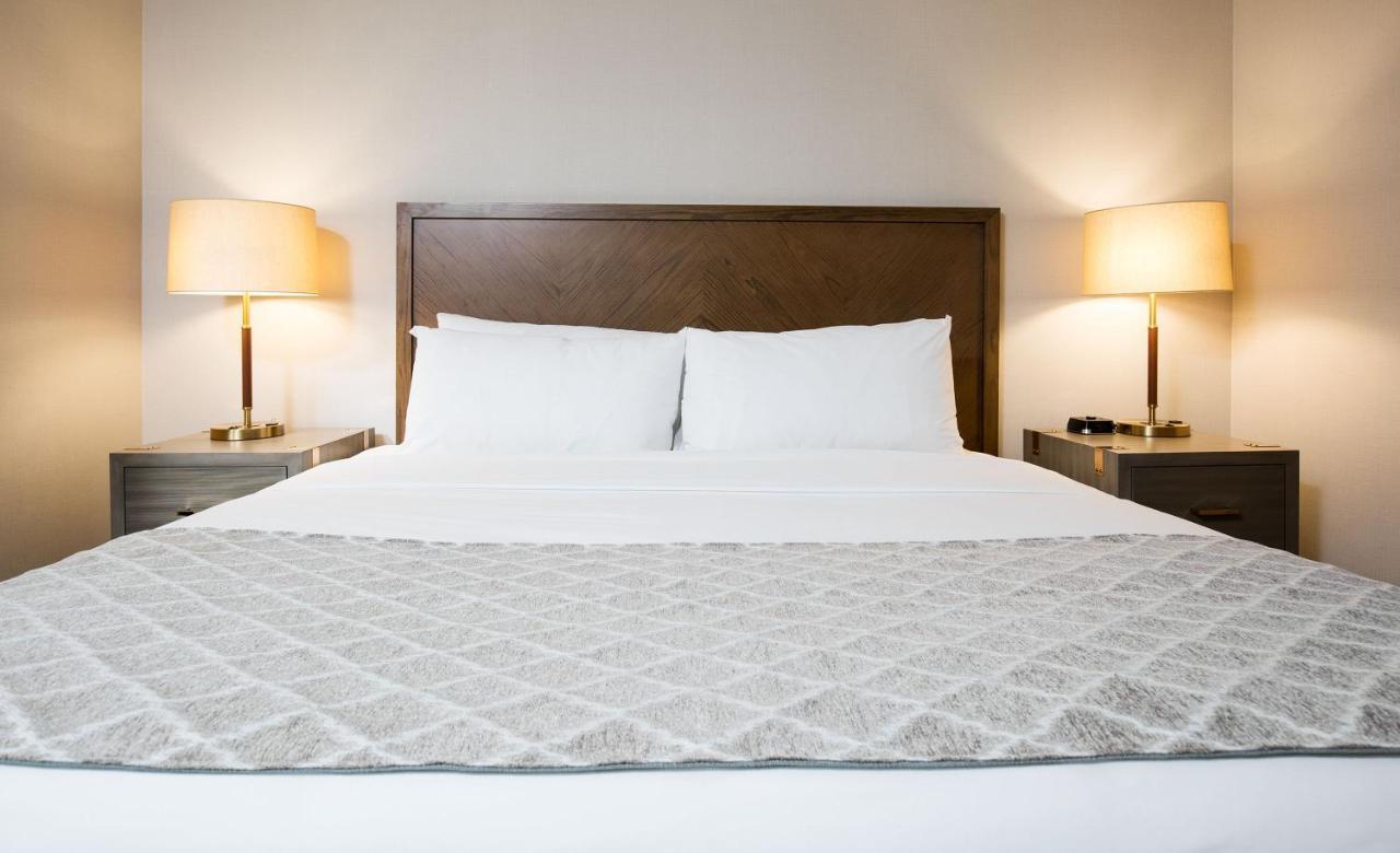 Pomeroy Inn & Suites Prince George Extérieur photo